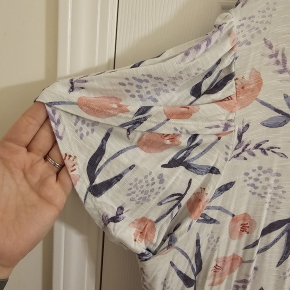 Lularoe 3x Tulip Blouse - Picture 2 of 4